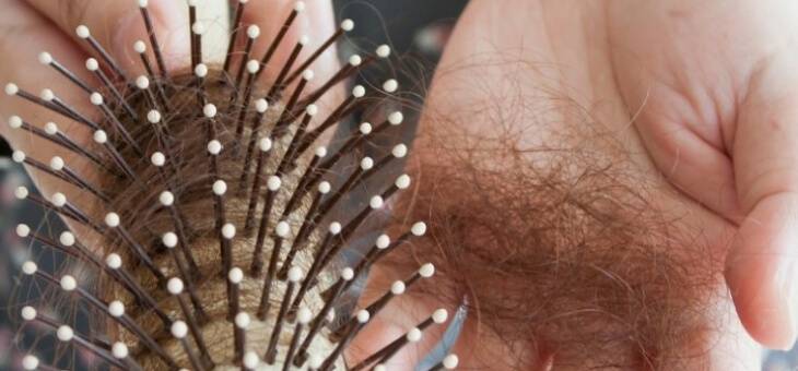 Queda de Cabelo Feminina